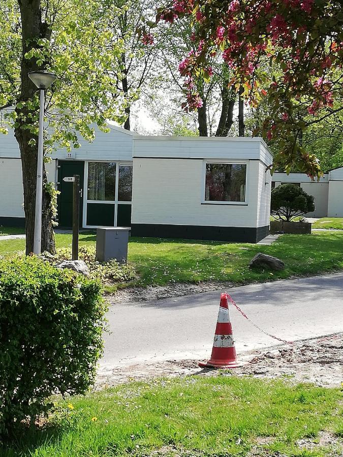 Rustige, Gelijkvloerse Vakantiewoning Met 2 Slaapkamers In Simpelveld, Zuid-Limburg المظهر الخارجي الصورة